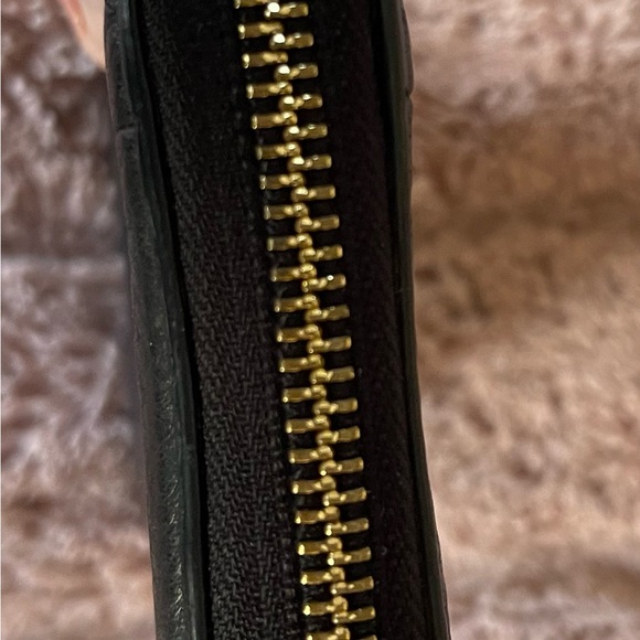 Tory Burch wallet, black leather, excellent condition. - Picture 7 of 13